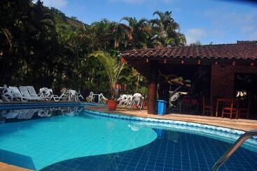 Pansiyon Pousada Baobá