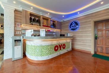 Szálloda Oyo 1123 The One Healthcare And Apartment