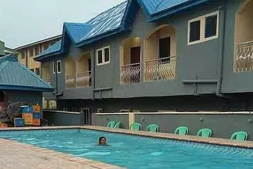 Perfecto Hotel Suites Lounge