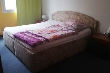 Tws Pension An Der B1