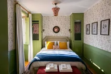 Rosegarden Essence Sintra by Unlock Hotels