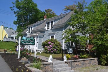Bed and Breakfast Moon Over Maine