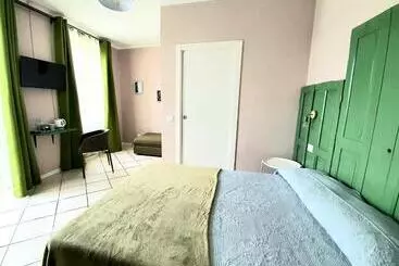 Pensión 1928 Guest House