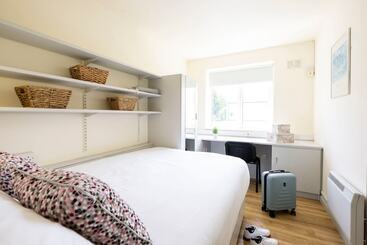 호텔 Corrib Village Rooms University Of Galway