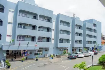 هتل Kakanfo Inn And Conference Centre