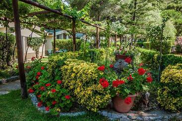 酒店 Villaggio Residence Torre Saracena   Campsite