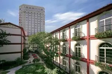 هتل Beijing Dongfang