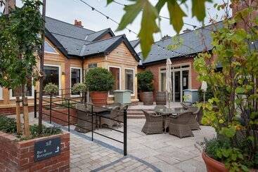 فندق The Lion At Malpas