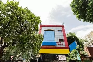 ホテル Akhil Residency