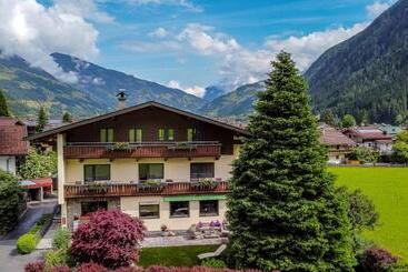 Pension (Hôtel basse catégorie) Gästehaus Hornegger