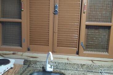 پانسیون Hospedaria Central   Hostel