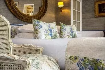 Hotel Chateau De Courban And Spa Nuxe