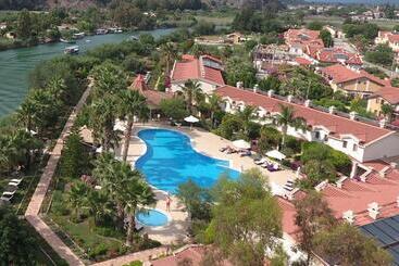 Dalyan Resort