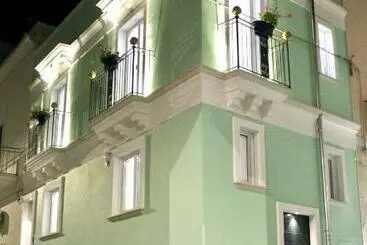 ベッドアンドブレックファースト Domus Le Ceramiche