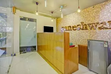 هتل Collection O 75569 Ganeshwaram Inn