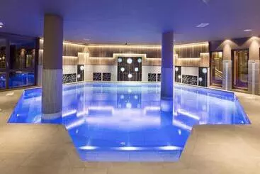 아파트호텔 Le Hameau Du Kashmir