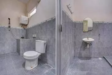 Szálloda Oyo 3915  Remaja Pacitan