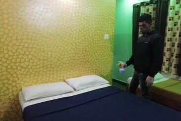 בית מלון כפרי Galaxy Grand