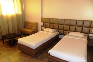 Hotel Rajvikas Residency