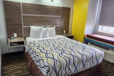 ホテル Desert Inn Tucumcari