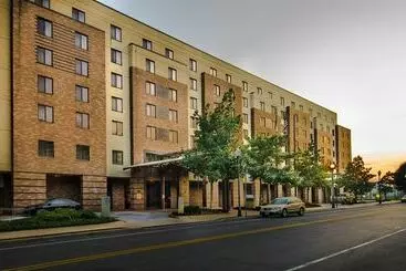 ホテル Wyndham Garden Trenton