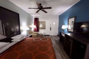 فندق Super 8 By Wyndham Forney/east Dallas