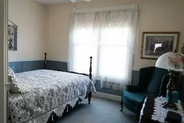 Hotel Victorian Veranda Country Inn