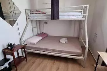 هاستل Beachside Backpackers