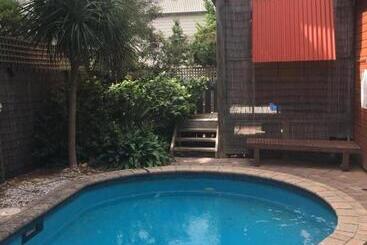 Apartments At Glen Isla