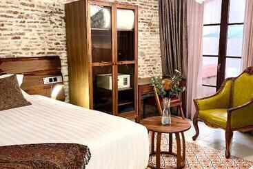 酒店 Anahita Boutique