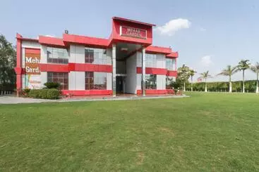 Hotel Mg Mehak Garden