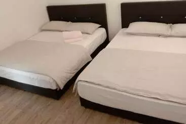 Hotel Oyo 90046 Bangi Guest House