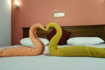 تختخواب و صبحانه Top Rock Villa Unawatuna