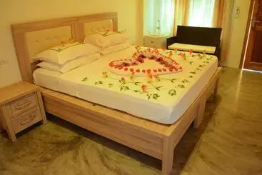 پانسیون Holiday Cottage Thoddoo, Maldives