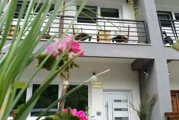 پانسیون Villa Manteo