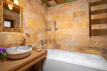 Hotelli Katapa Stone House