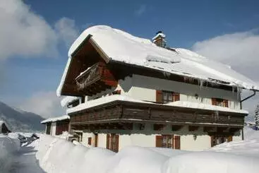 ペンション Haus Sperleiten