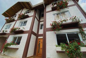 Hospedaria Pousada Viviê Central