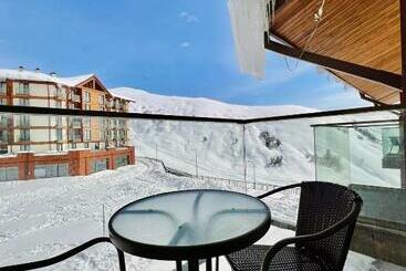 هتل آپارتمان Gudauri New Loft 1 Tophit