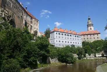 Majatalo Penzion Romance