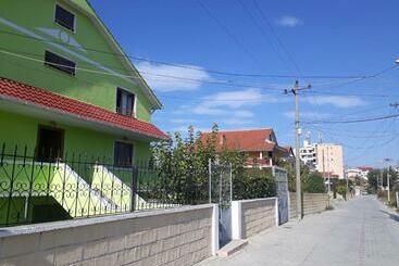 بنسيون Guest House Pogradeci