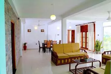 Pensionat Villa Serene