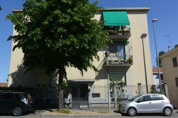 پانسیون Rooms Of Love