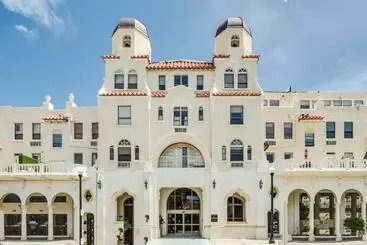 Huoneistohotelli Tropicals Of Palm Beach