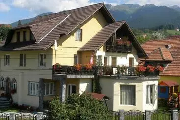 Pensiune Casa Enescu