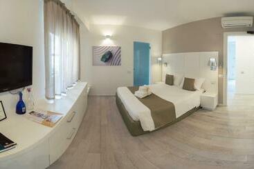 پانسیون Rigel Villanova Rooms