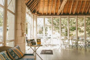 هتل آپارتمان Terres De France   Appart Hôtel La Roche Posay