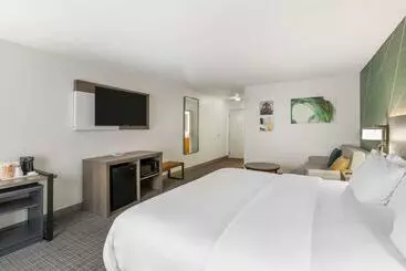 Hotel Comfort Inn & Suites Louisville Airport Fair & Expo