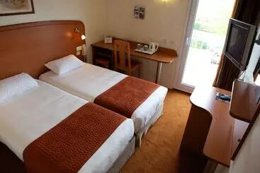 هتل Kyriad Marseille Est   Aubagne Gémenos