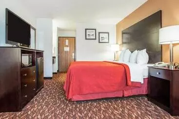 호텔 Quality Inn